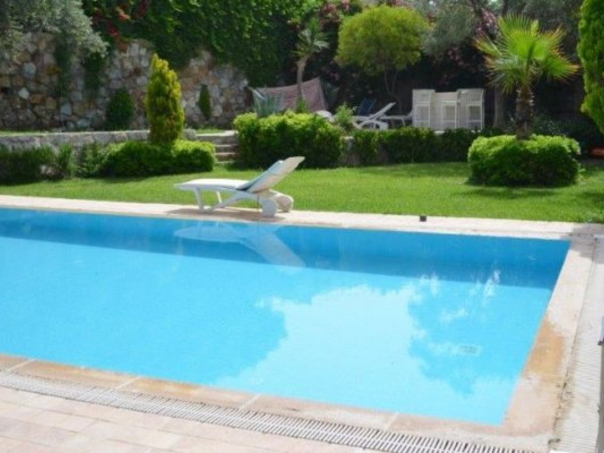 Bodrum Bitez Sahilinde Muhafazakar Özel Havuzlu Kiralık Villa