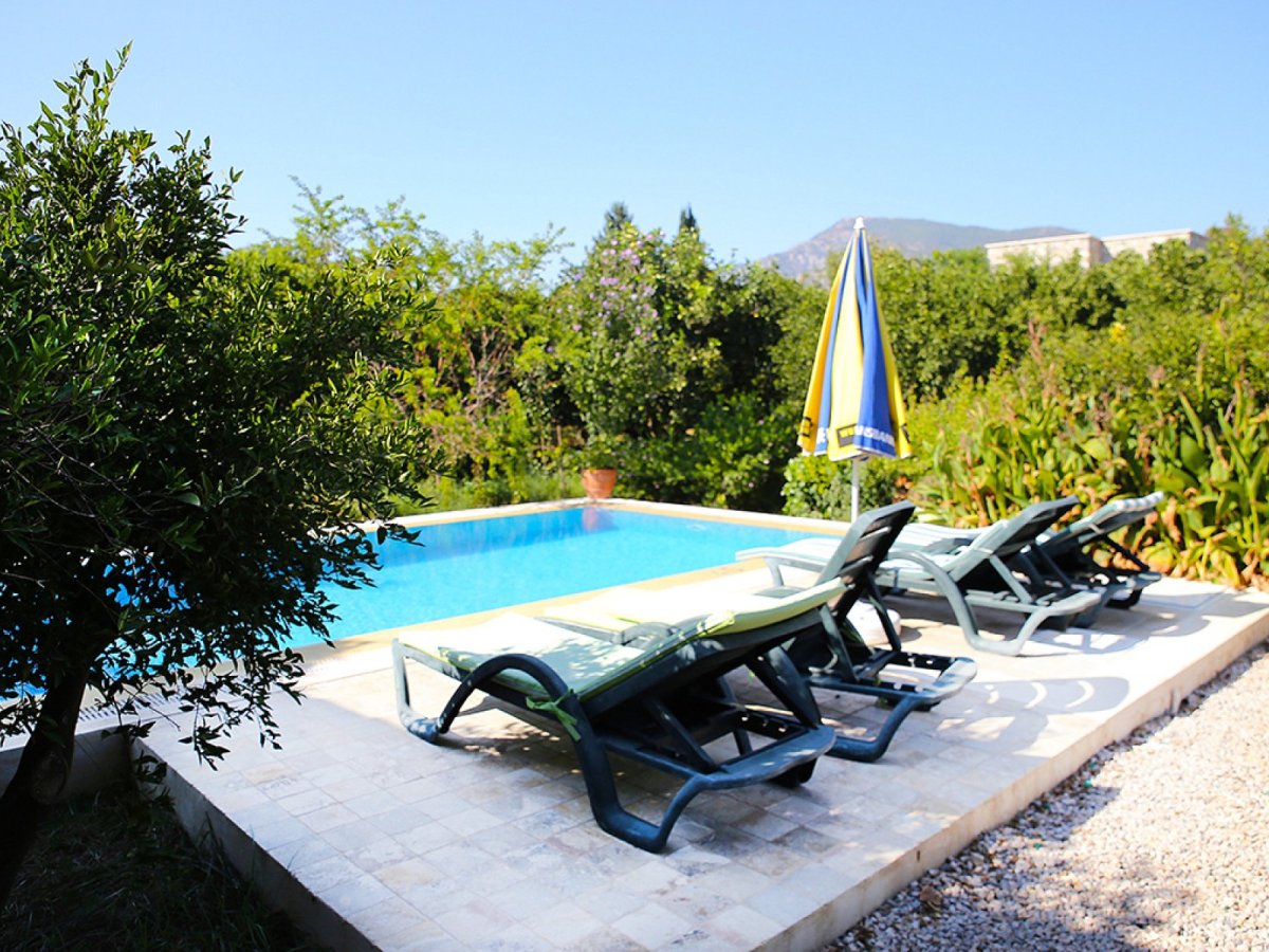 Bodrum Bitez Özel Havuzlu ve Bahçeli 2 Yatak Odalı Müstakil Tatil Villası