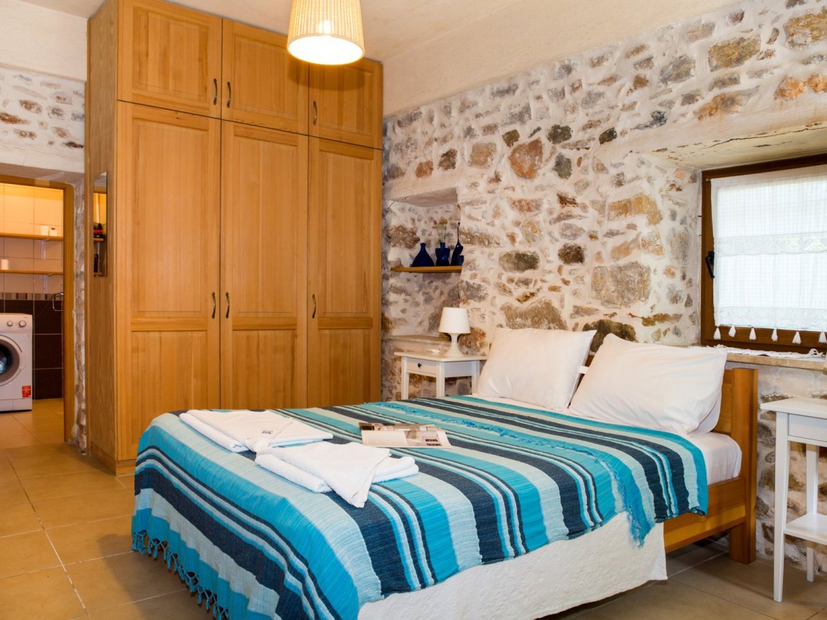 Bodrum Bitez Özel Havuzlu ve Bahçeli 2 Yatak Odalı Müstakil Tatil Villası