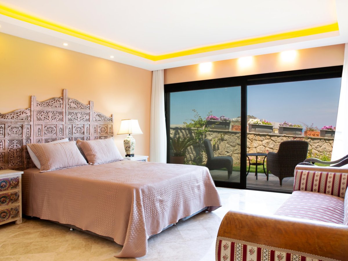 Yalıkavak\'ta Özel Havuzlu 6 Yatak Odalı Kiralık Tatil Villası