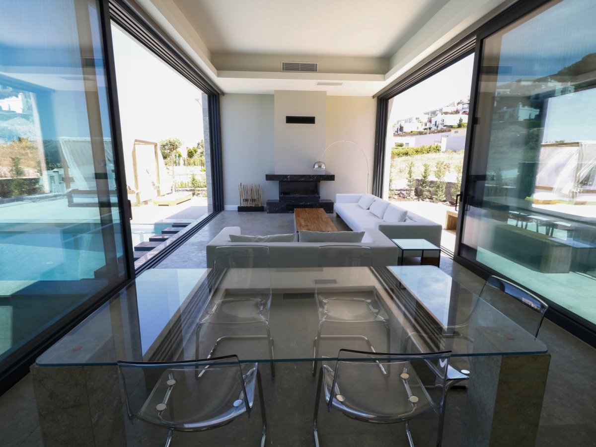 Bodrum Turgutreis Özel Yüzme Havuzlu ve Deniz Manzaralı 6 Yatak Odalı Tatil Villası
