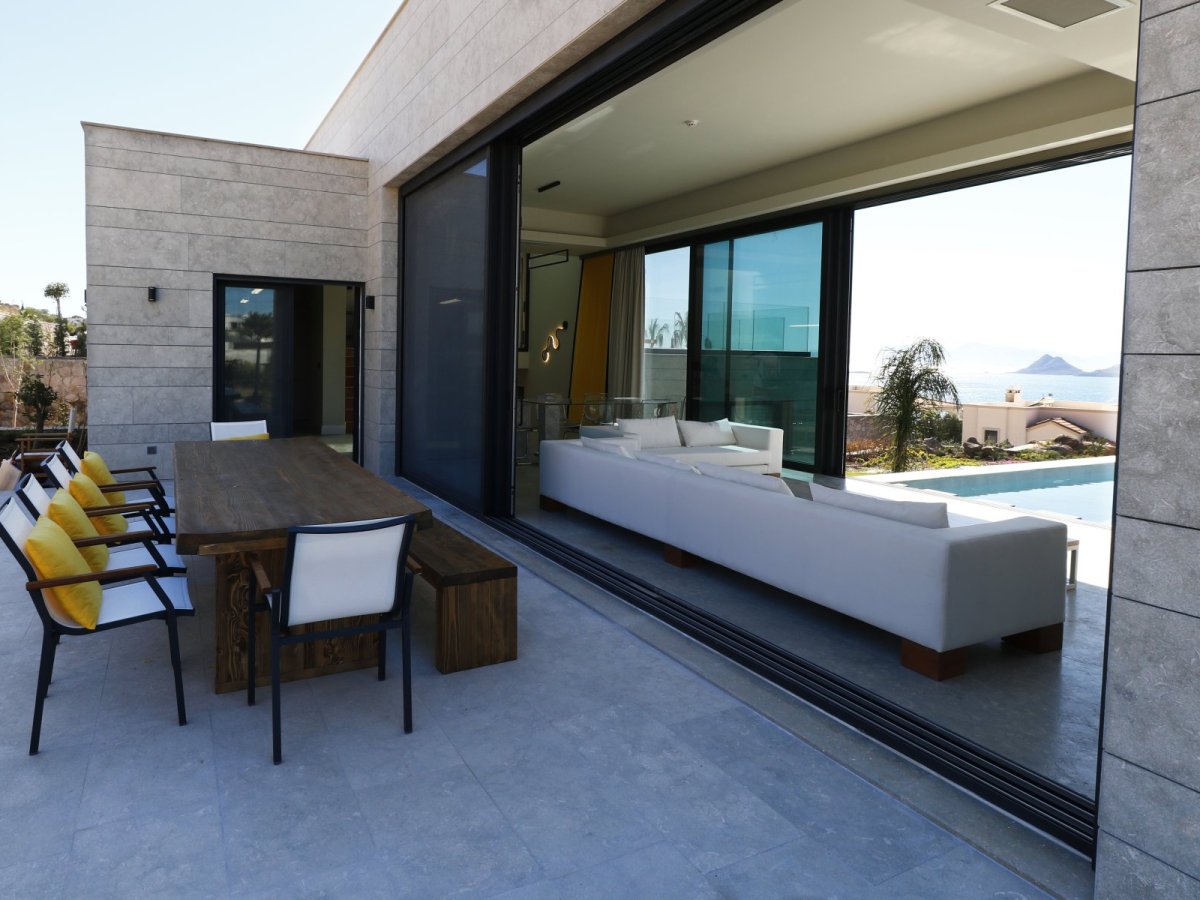Bodrum Turgutreis Özel Yüzme Havuzlu ve Deniz Manzaralı 6 Yatak Odalı Tatil Villası
