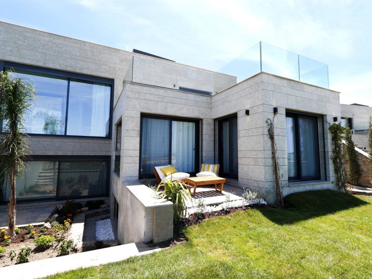 Bodrum Turgutreis Özel Yüzme Havuzlu ve Deniz Manzaralı 6 Yatak Odalı Tatil Villası Kiralık