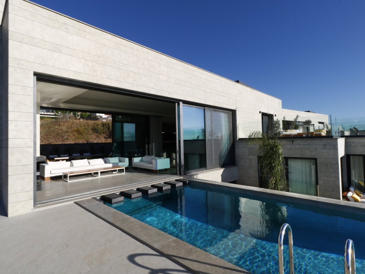 Bodrum Turgutreis Özel Yüzme Havuzlu ve Deniz Manzaralı 6 Yatak Odalı Tatil Villası Kiralık