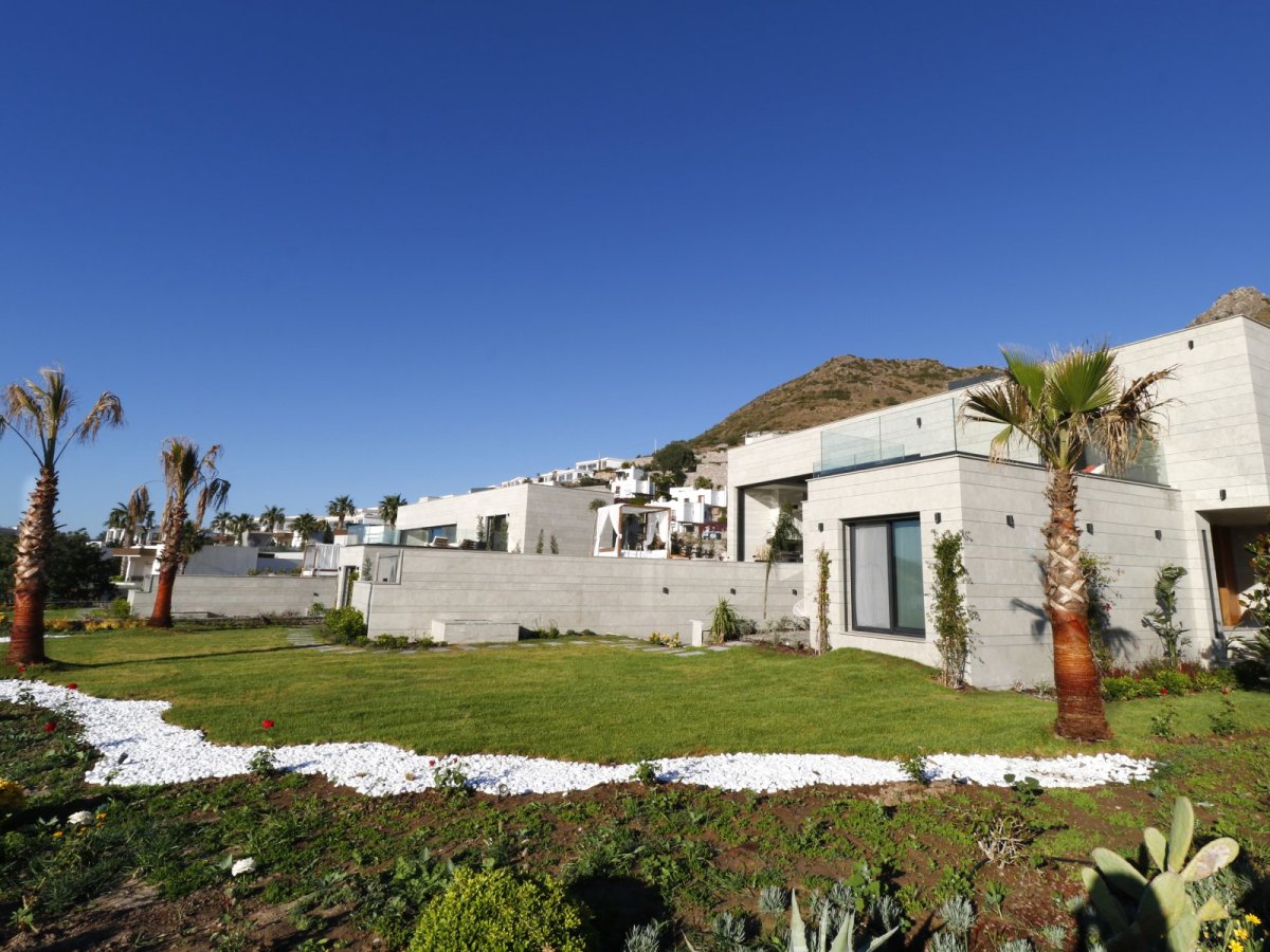 Bodrum Turgutreis Özel Yüzme Havuzlu ve Deniz Manzaralı 6 Yatak Odalı Tatil Villası Kiralık