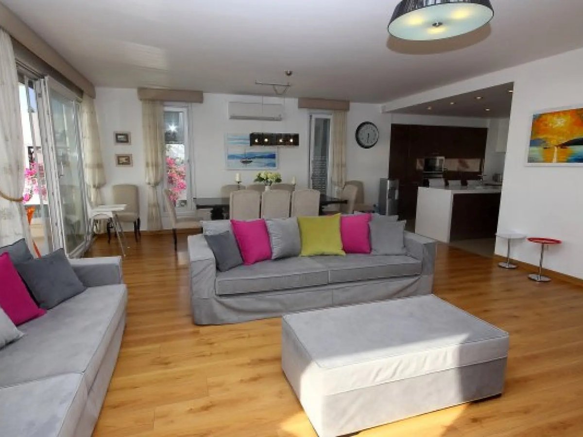 Bodrum Turgutreiste Muhteşem Deniz Manzaralı 5+2 Villa