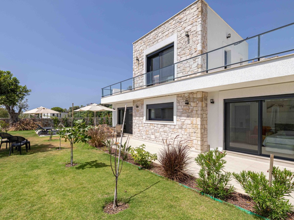 Bodrum Gümüşlük’te 4 yatak odalı Villa Luz