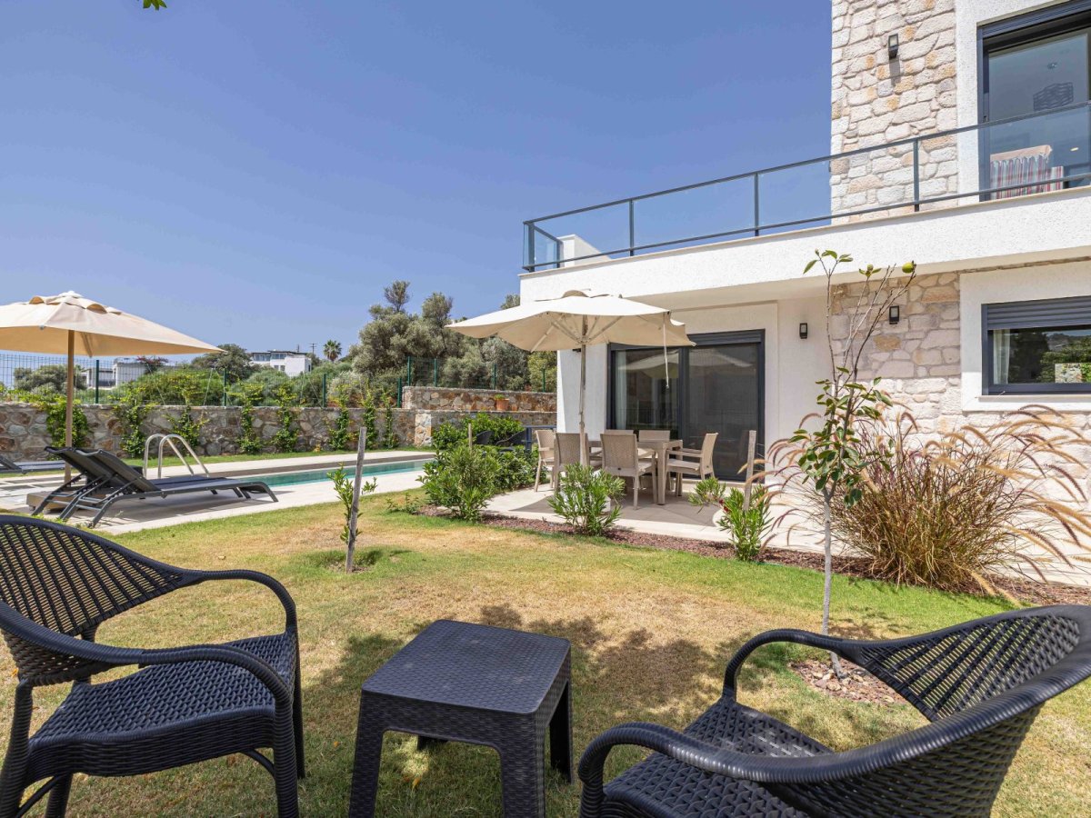 Bodrum Gümüşlük’te 4 yatak odalı Villa Luz