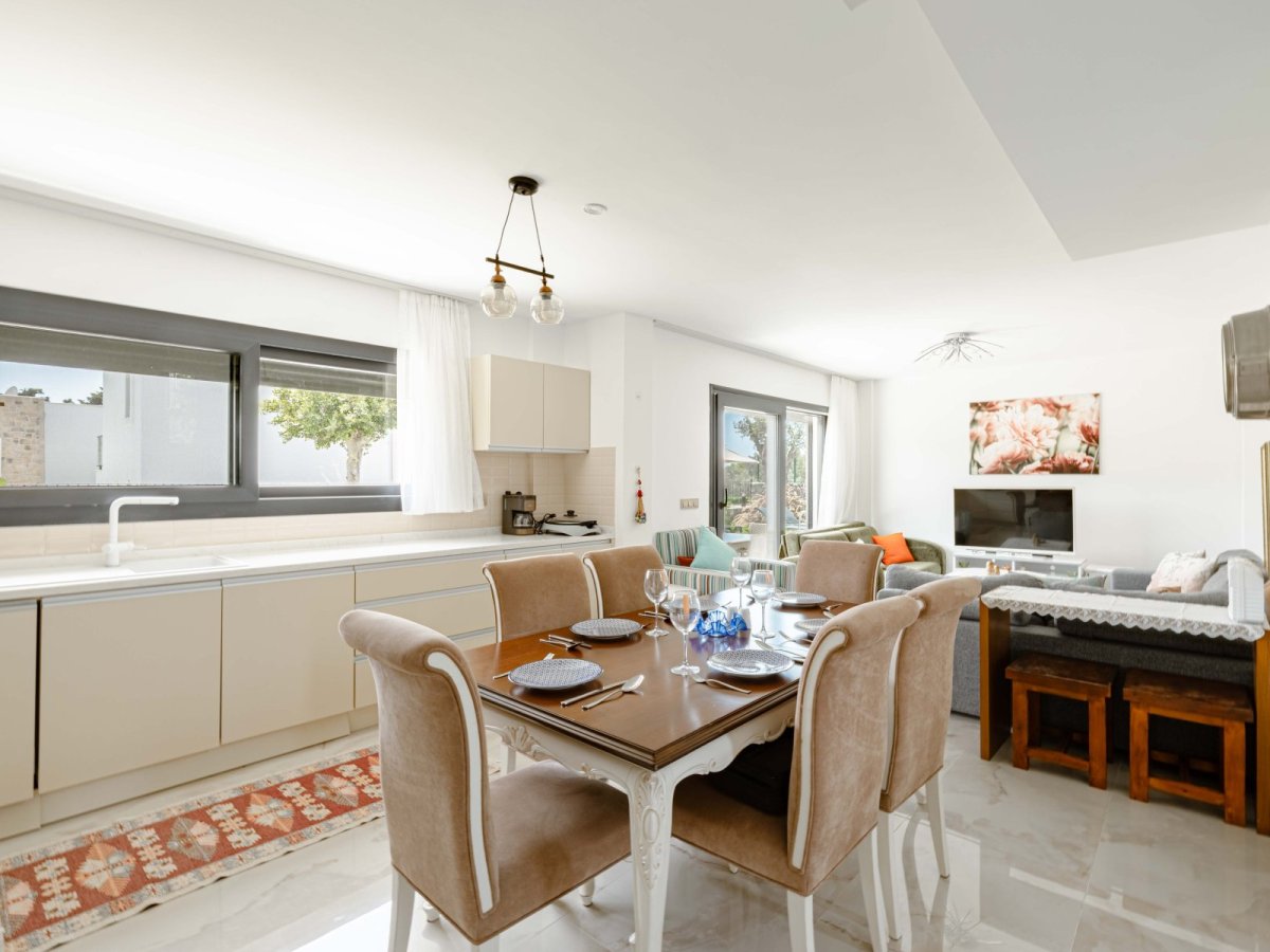 Bodrum Gümüşlük’te 4 yatak odalı Villa Luz