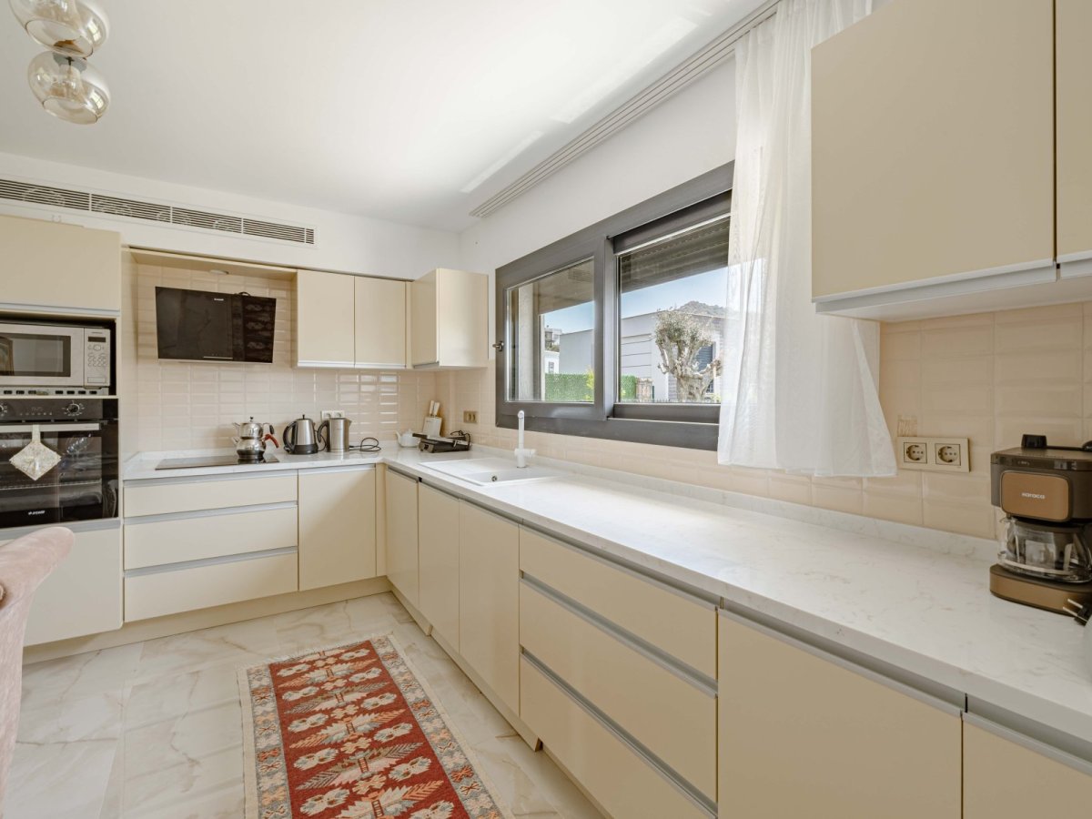 Bodrum Gümüşlük’te 4 yatak odalı Villa Luz