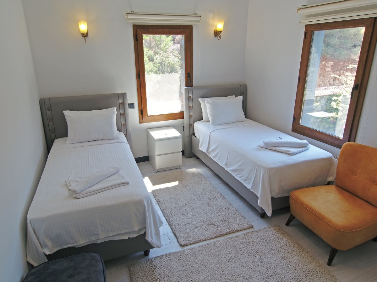 Bodrum Torba'da 5 yatak odalı Özel havuzlu Villa Bay