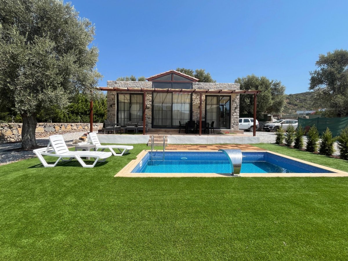 Bodrum Çiftlik'te 3 yatak odalı Özel havuzlu Villa Olive