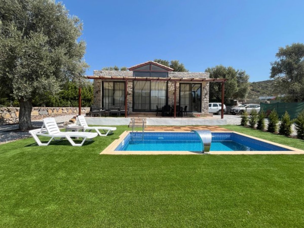 Bodrum Çiftlik'te 3 yatak odalı Özel havuzlu Villa Olive
