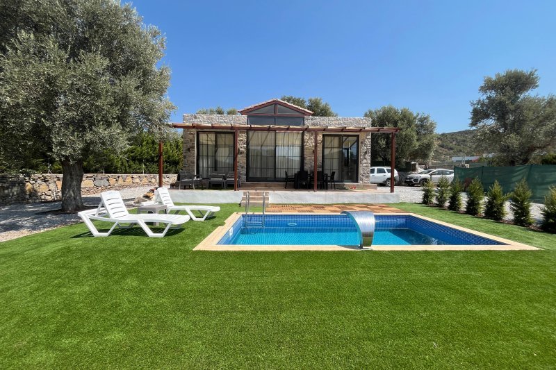 Bodrum Çiftlik'te 3 yatak odalı Özel havuzlu Villa Olive