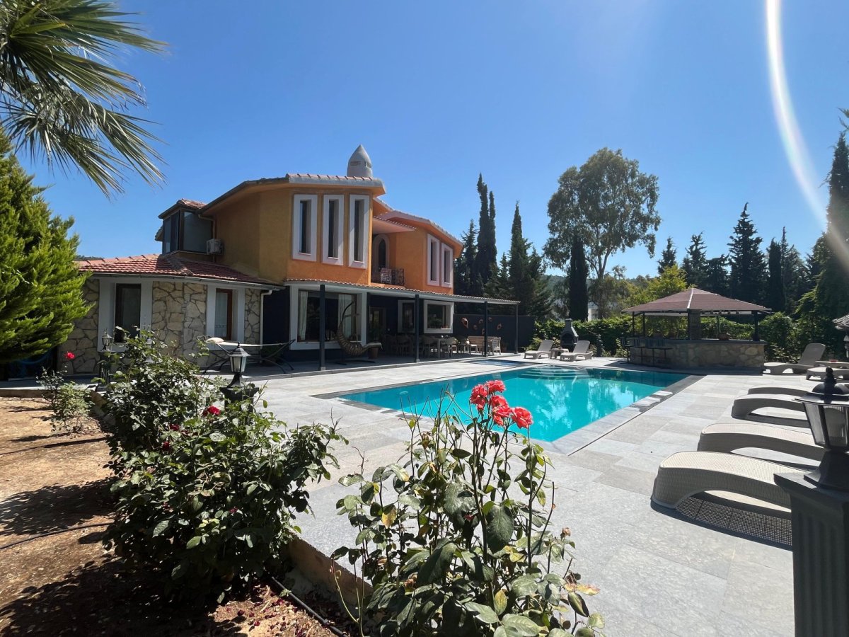 Bodrum Kuyucak 4 odalı Muhteşem Özel Havuzlu Villa