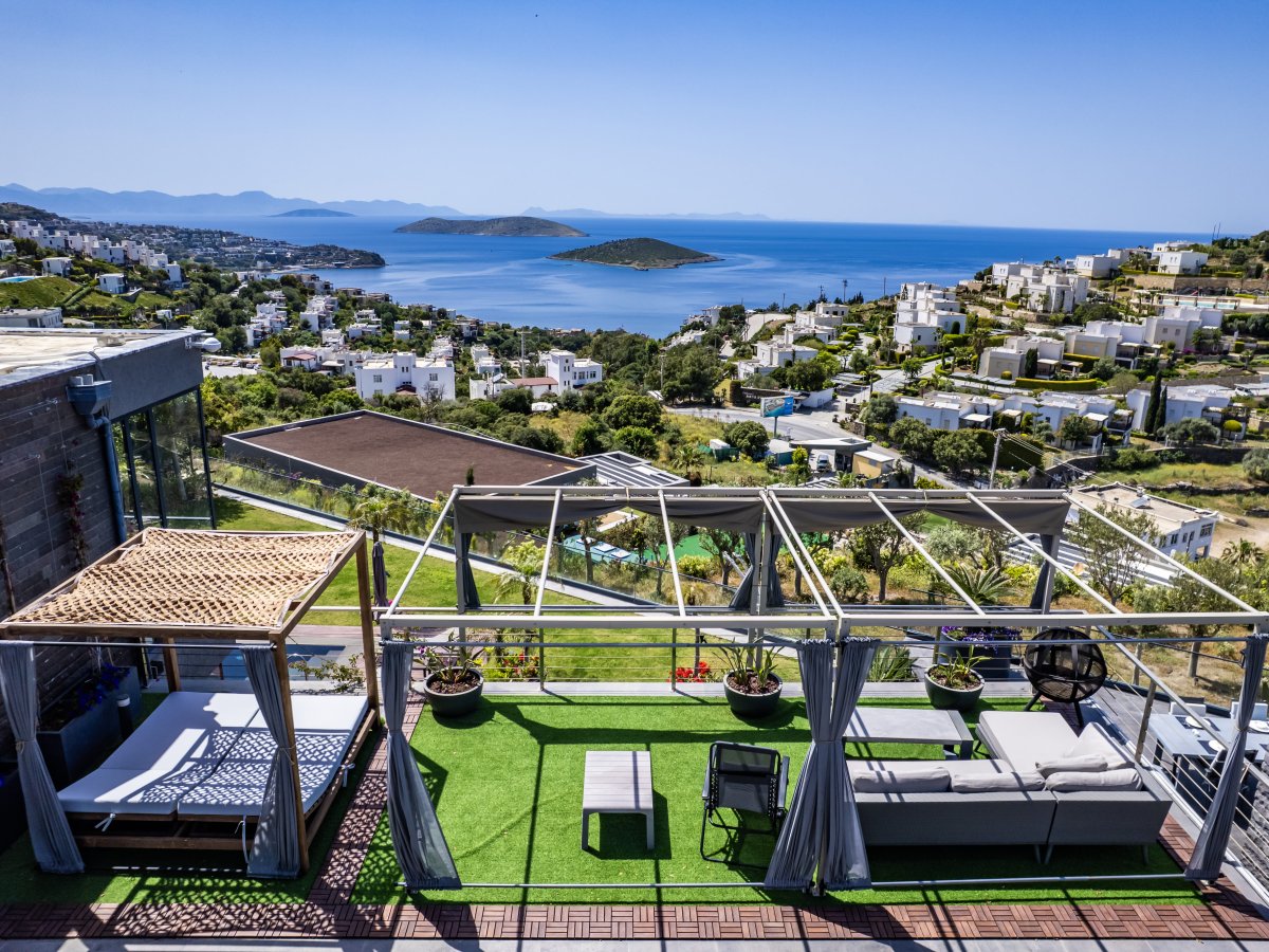 Bodrum Yalıkavakta 4 yatak odalı özel havuzlu Villa Sunset