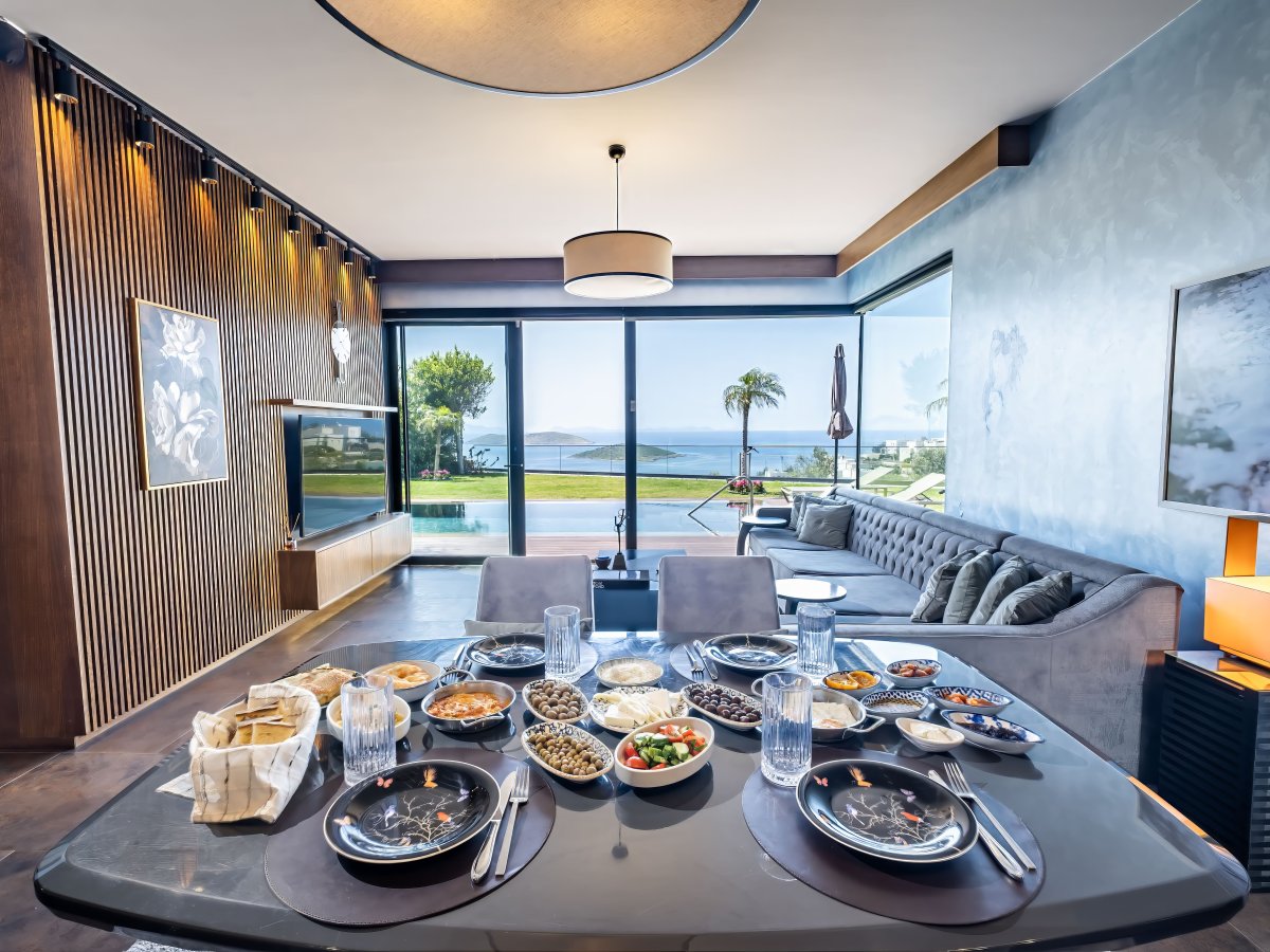 Bodrum Yalıkavakta 4 yatak odalı özel havuzlu Villa Sunset
