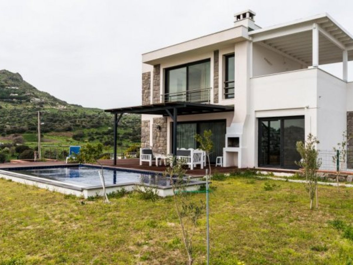 Detached Villa with Private Pool in Bodrum Ortakent