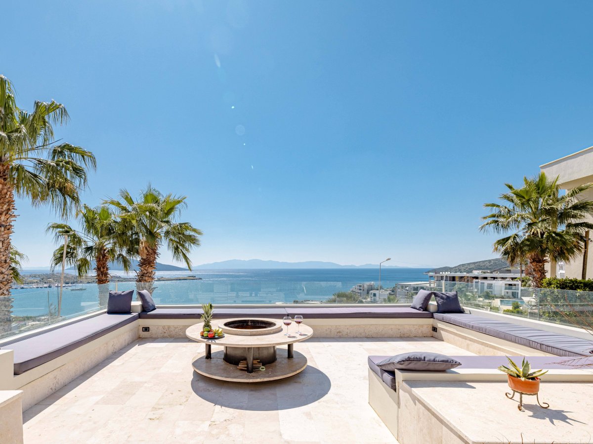 Bodrum Bitezde 5 yatak odalı özel havuzlu Villa Dorian