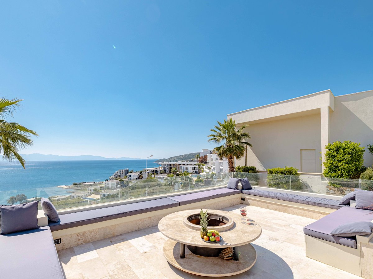 Bodrum Bitezde 5 yatak odalı özel havuzlu Villa Dorian