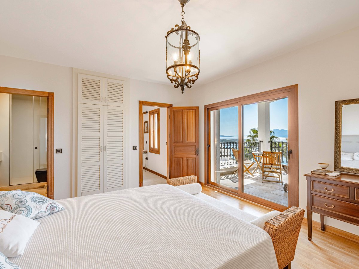 Bodrum Bitezde 5 yatak odalı özel havuzlu Villa Dorian