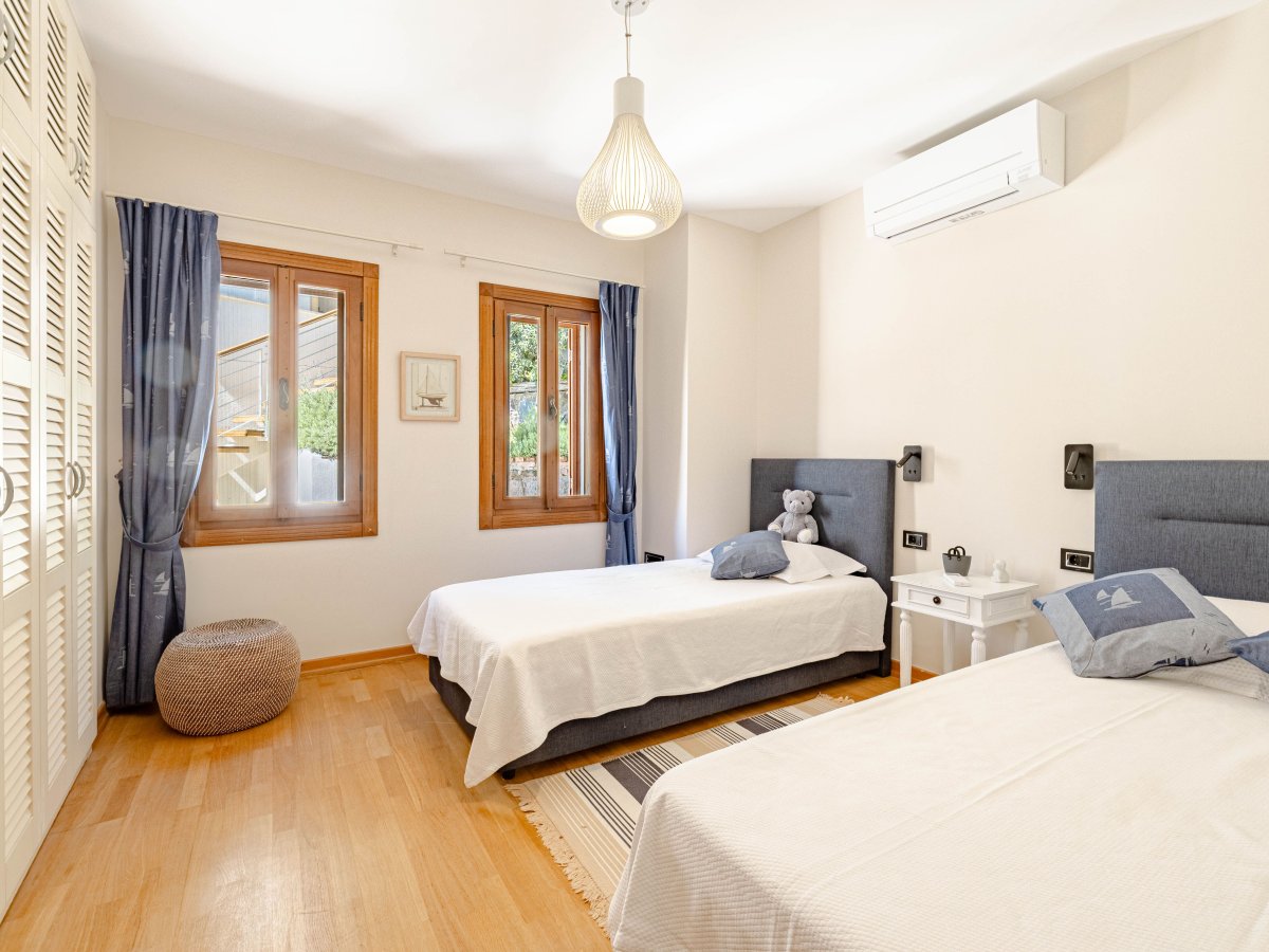 Bodrum Bitezde 5 yatak odalı özel havuzlu Villa Dorian