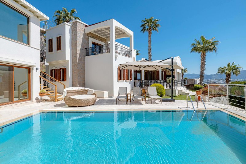 Bodrum Bitezde 5 yatak odalı özel havuzlu Villa Dorian