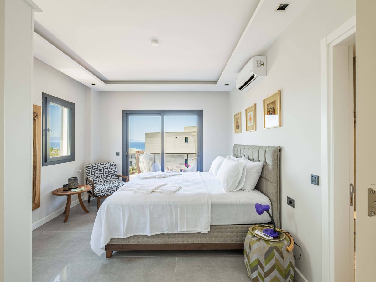 Bodrum Gümüşlükte 3 yatak odalı özel havuzlu Villa Silver