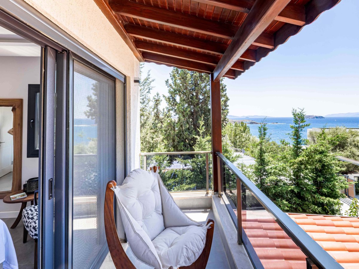 Bodrum Gümüşlükte 3 yatak odalı özel havuzlu Villa Silver