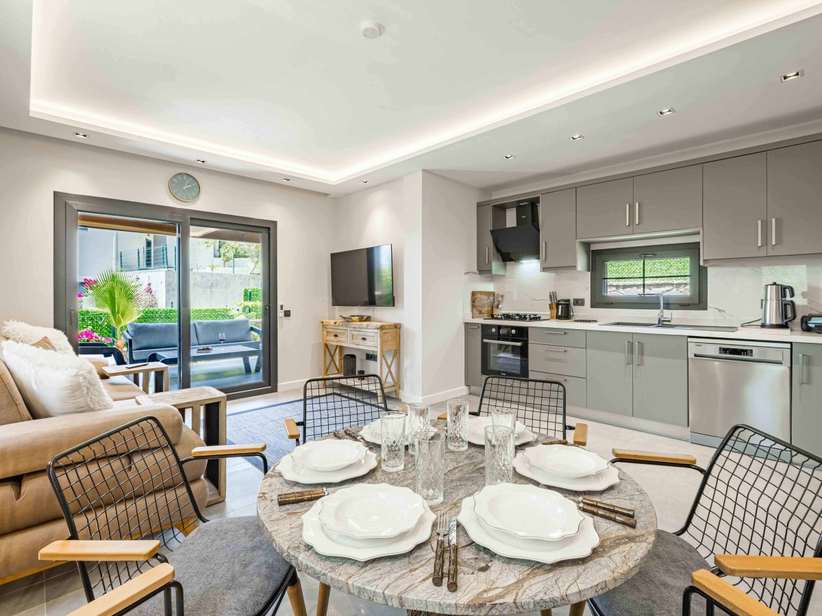 Bodrum Gümüşlükte 3 yatak odalı özel havuzlu Villa Silver