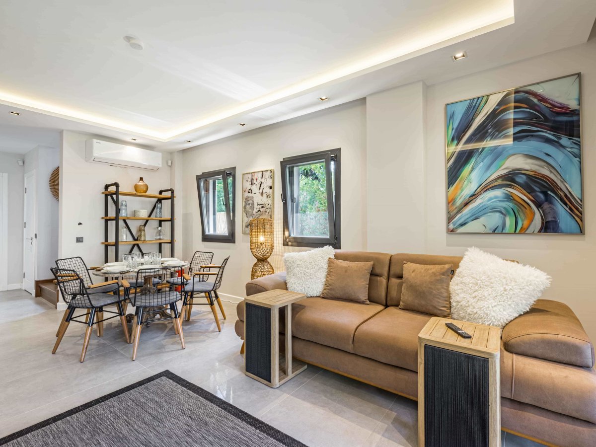 Bodrum Gümüşlükte 3 yatak odalı özel havuzlu Villa Silver