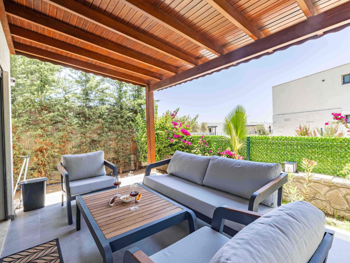 Bodrum Gümüşlükte 3 yatak odalı özel havuzlu Villa Silver