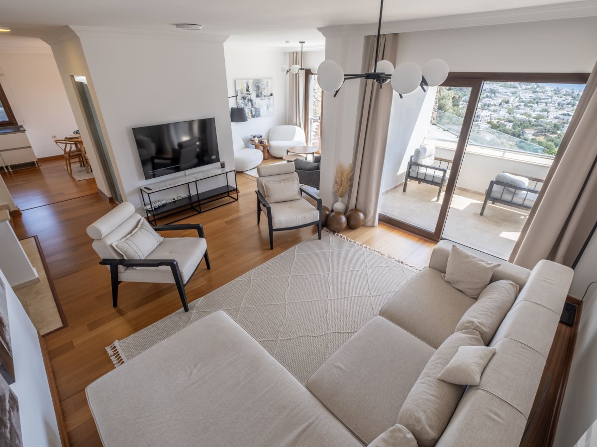 Bodrum Merkezde 4 yatak odalı özel havuzlu Villa Castle