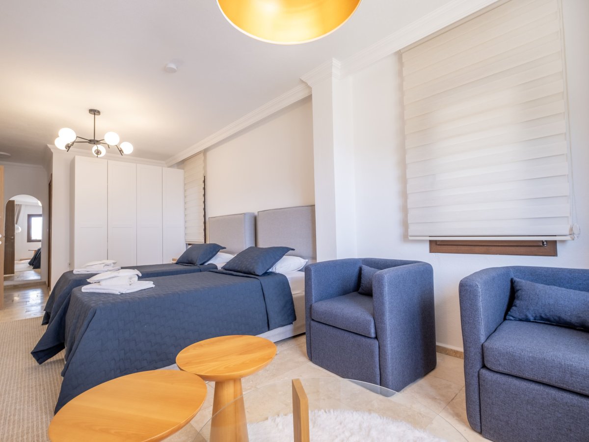 Bodrum Merkezde 4 yatak odalı özel havuzlu Villa Castle