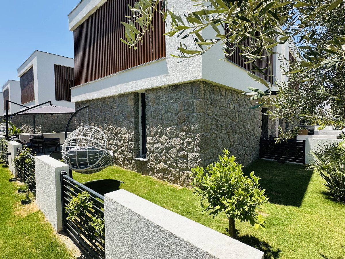 Gümbet 2+1 Havuzlu Bahçeli Villa Prime 1