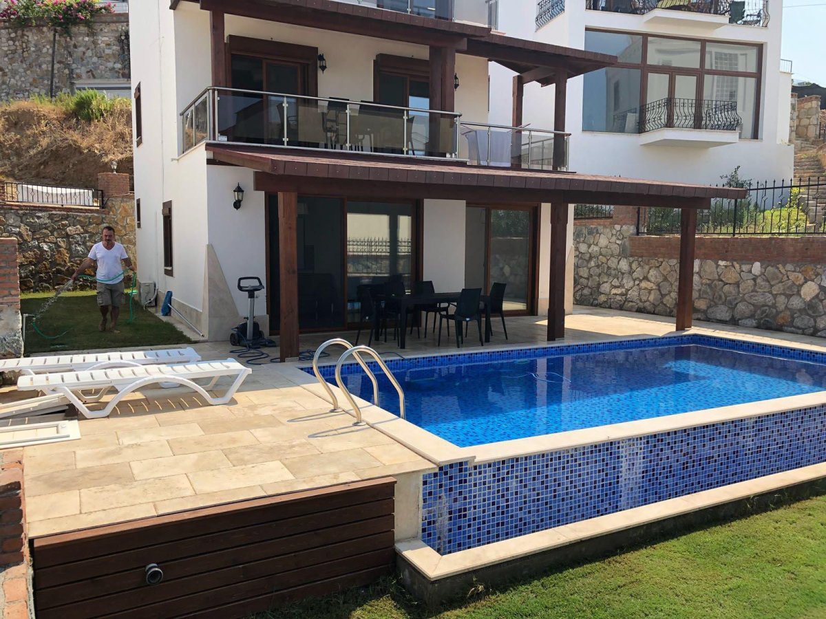 Turgutreiste 3 yatak odalı villa james
