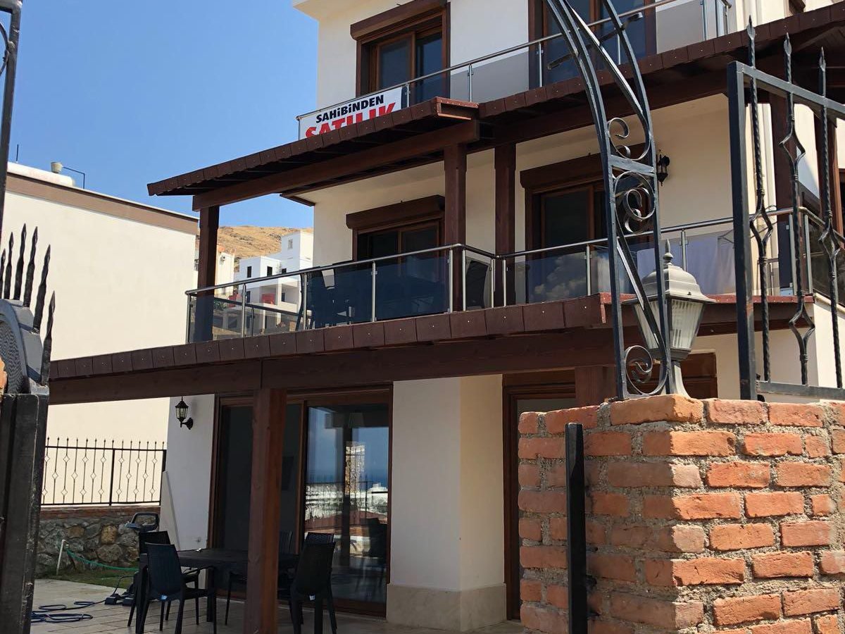 Turgutreiste 3 yatak odalı villa james