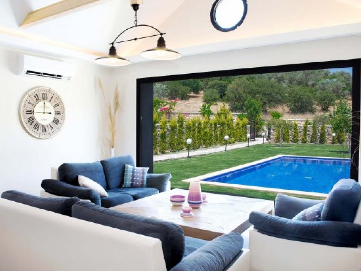 Stone Villa with Private Pool for Rent in Bodrum Ortakent