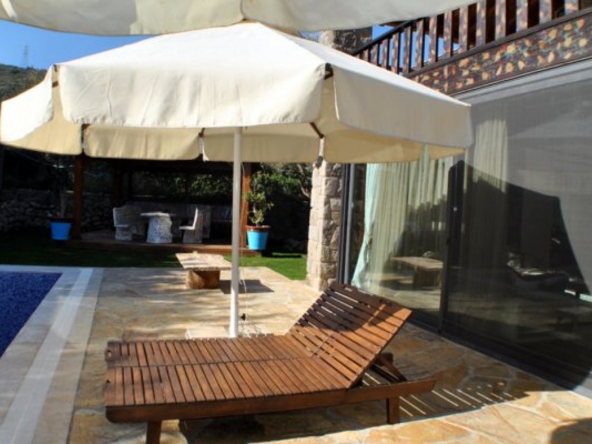 Torba Stone Villa For Rent With Private Pool Weekly