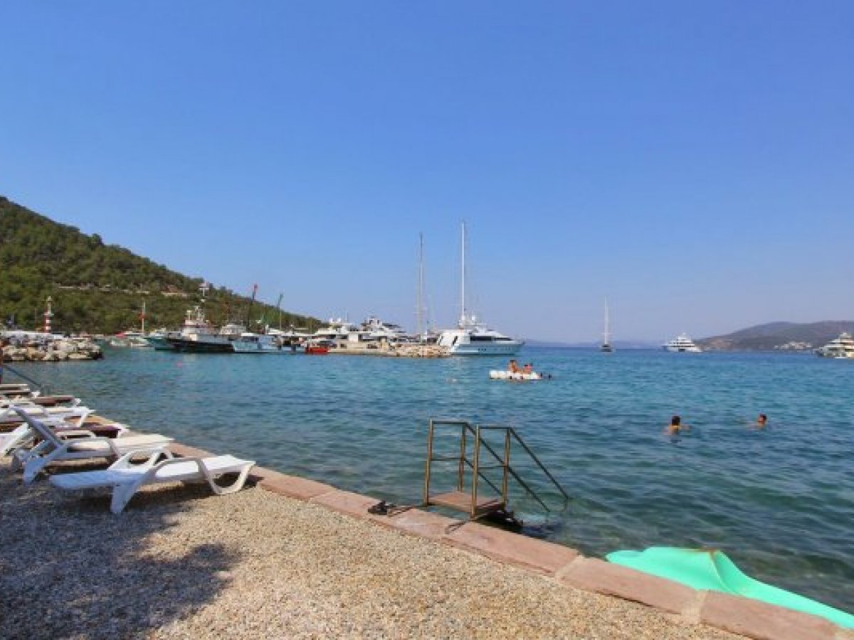 Seafront Holiday Villa In Bodrum Torba