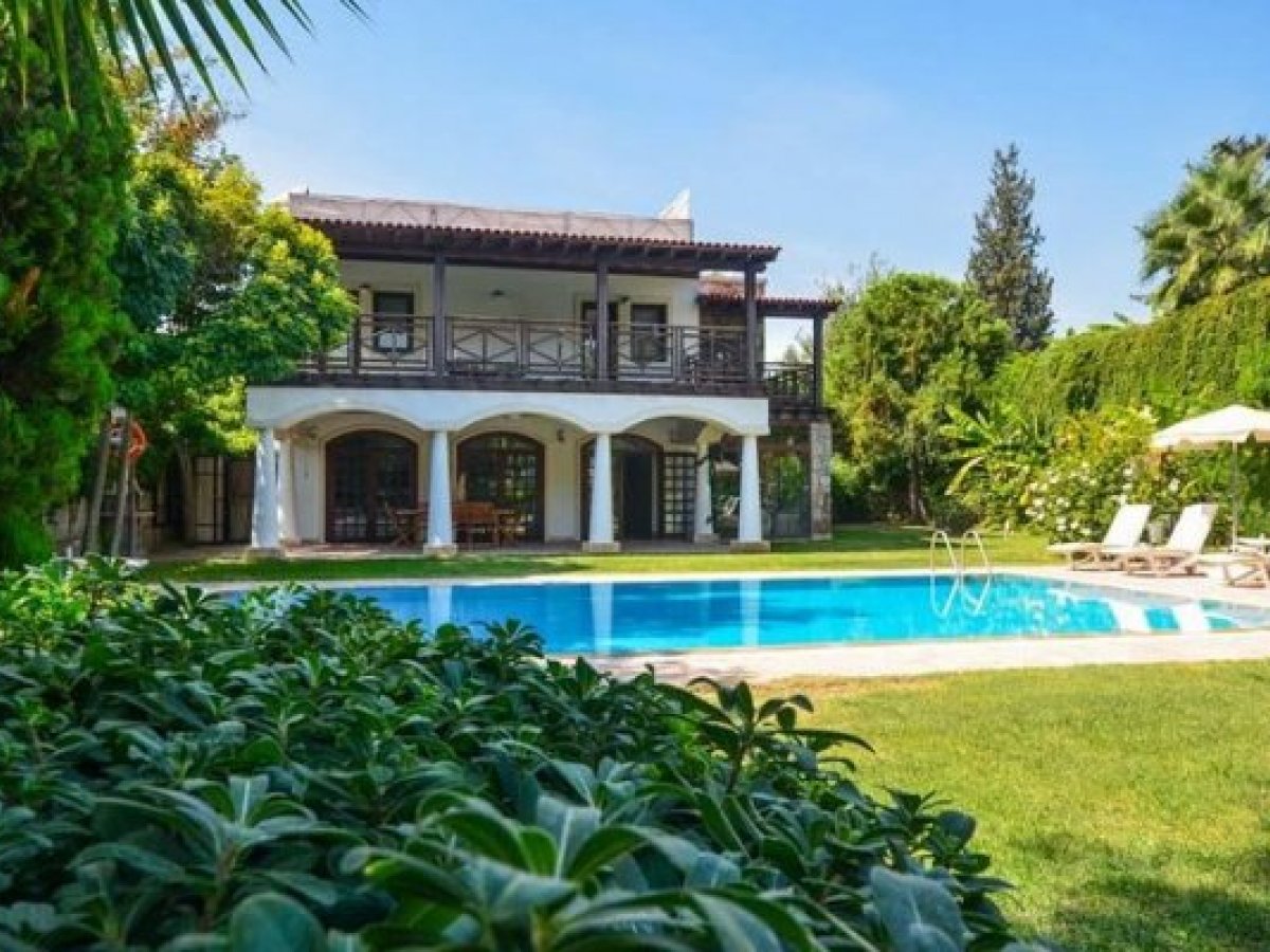 Weekly Rental Mansion With Private Pool On The Beach In Bodrum Bitez