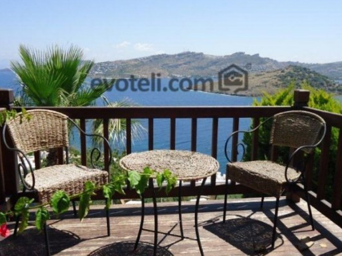 Detached Villa With Private Pool For Rent In Bodrum Yalıkavak