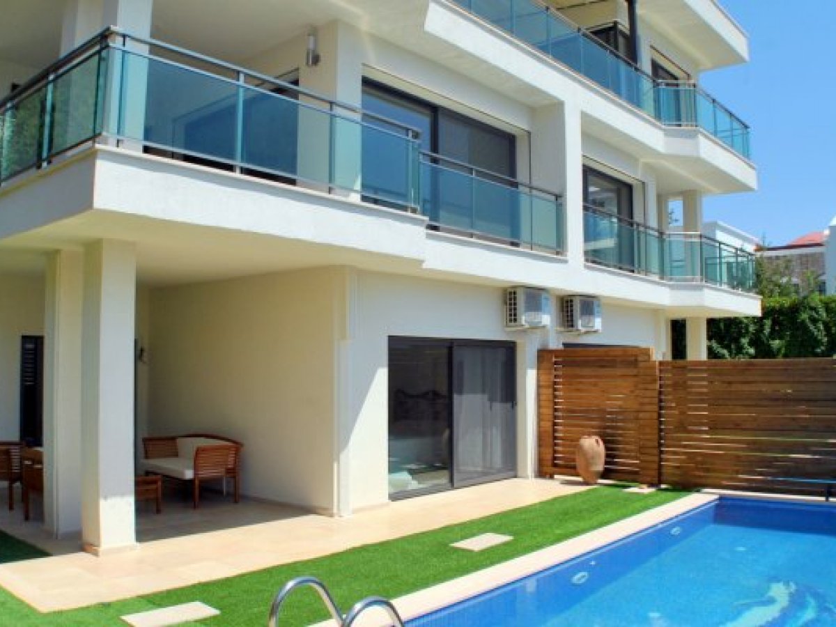 Villa With Private Pool For Rent In The Center Of Bodrum