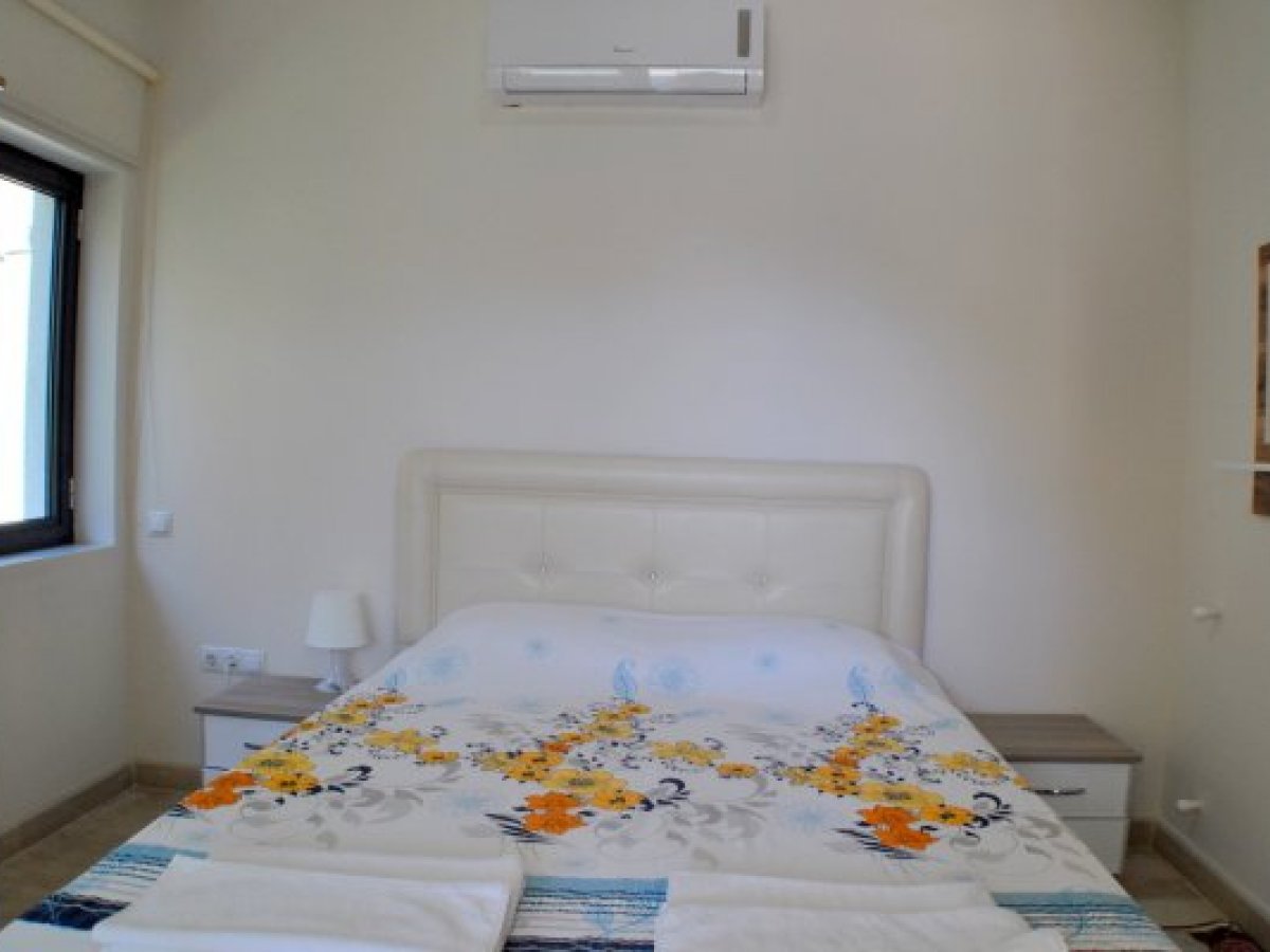Bodrum Merkez Özel Havuzlu Villa Sade B 
