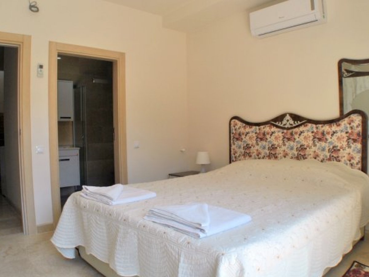 Bodrum Merkez Özel Havuzlu Villa Sade B 