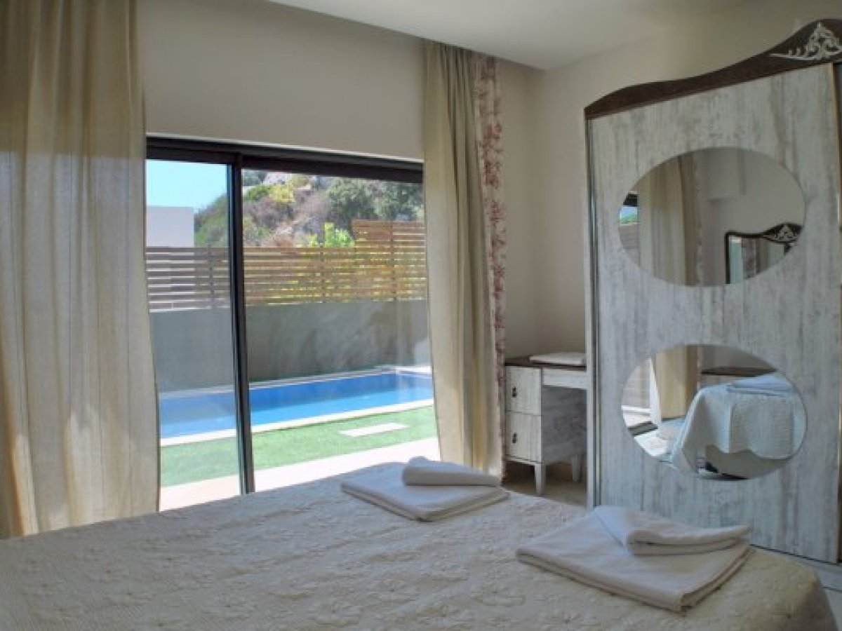 Bodrum Merkez Özel Havuzlu Villa Sade B 