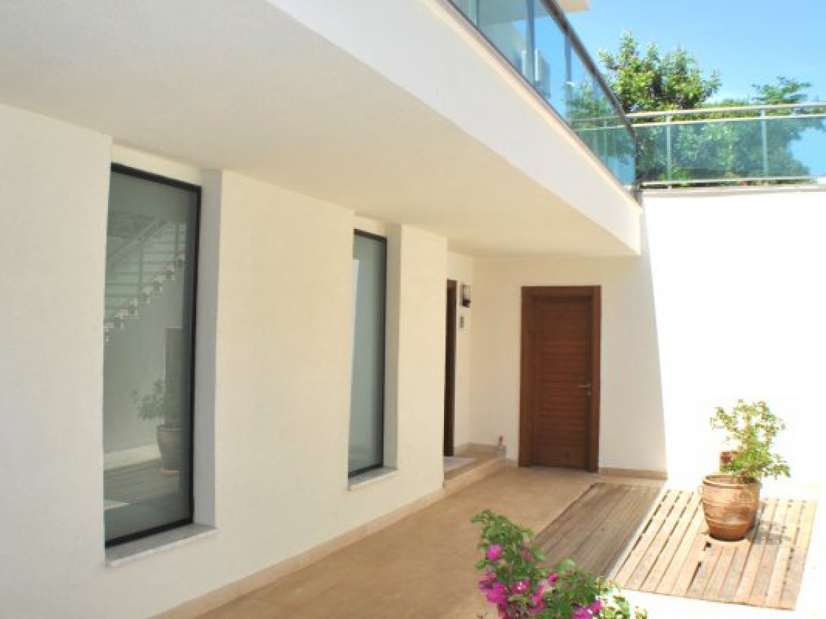 Bodrum Merkez Özel Havuzlu Villa Sade B 