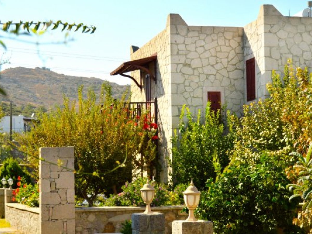 Daily Rental Stone Villa with Private Pool in Türkbükü