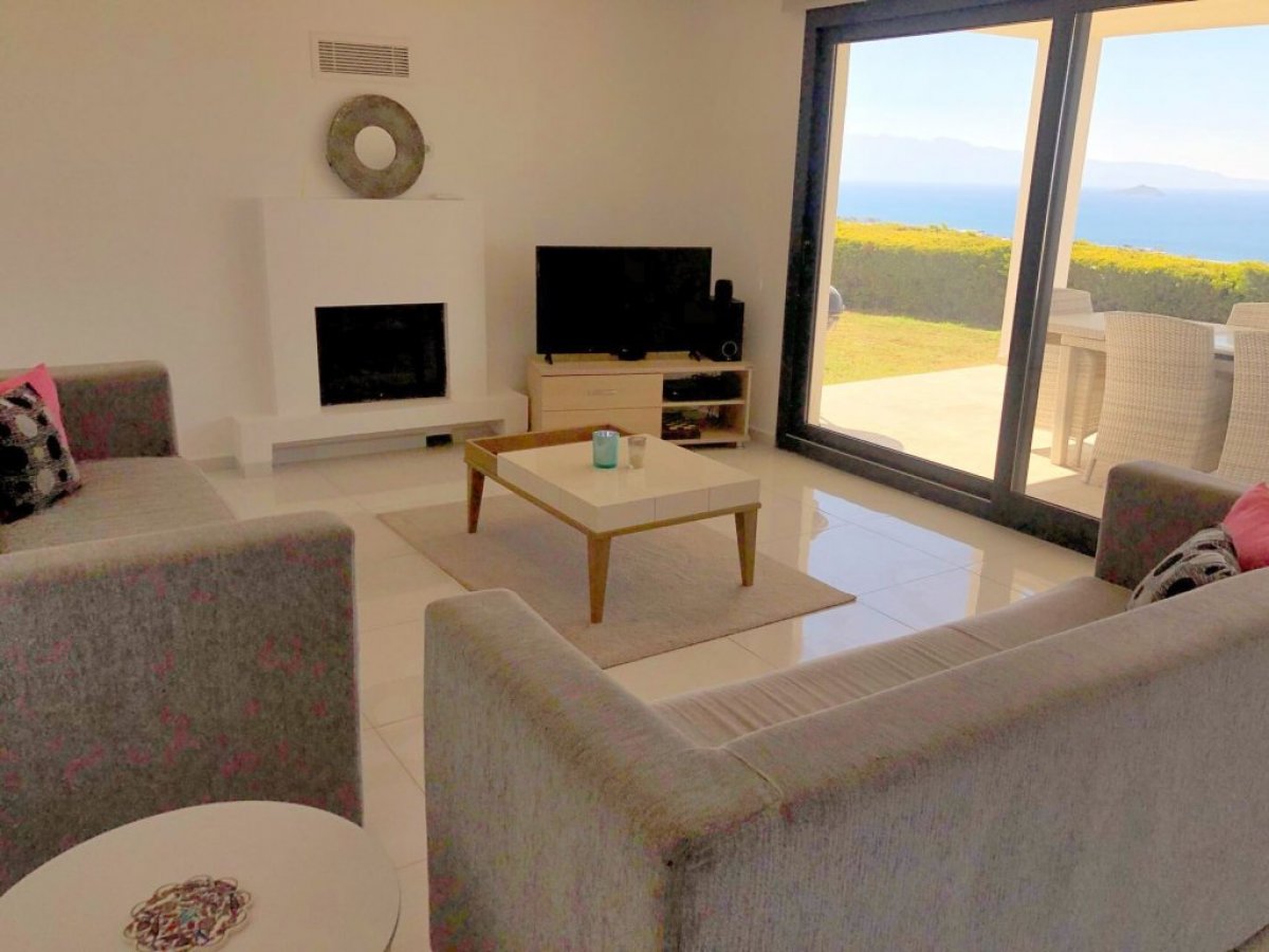 Bodrum Turgutreis Deniz Manzaralı Kiralık Havuzlu Villa