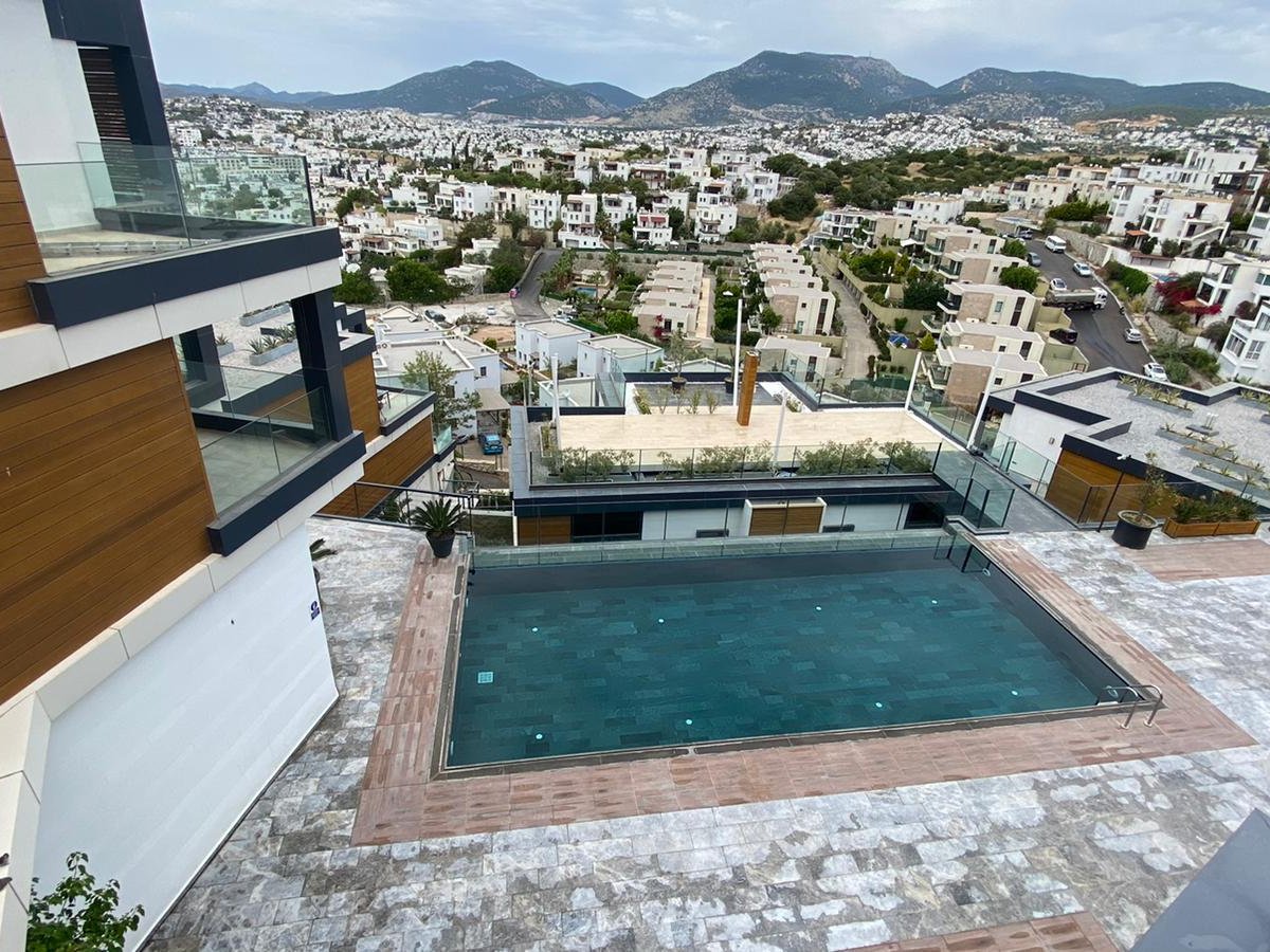 2 + 1 Luxury Residence with Shared Pool in Bodrum Bardakcı